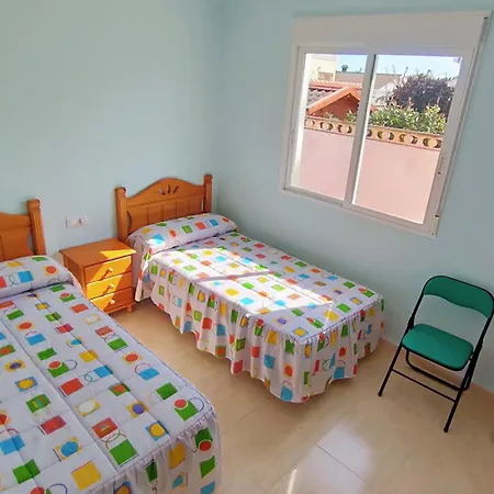 Dom wakacyjny Xalet Amb Piscina Privada A